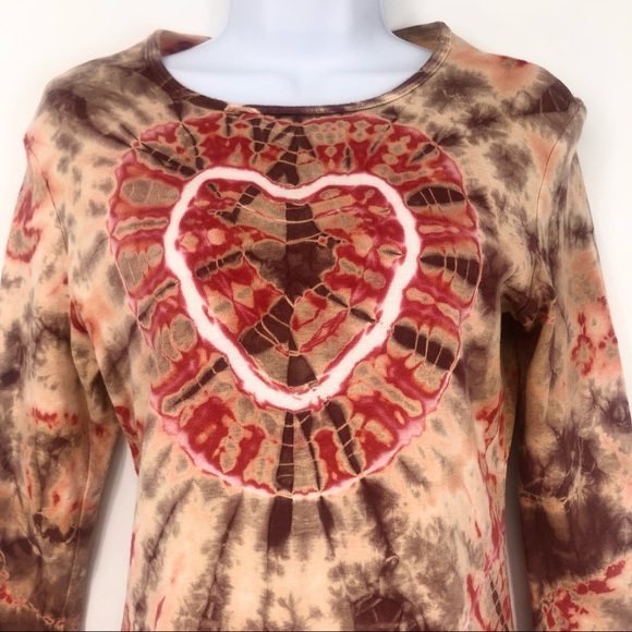 Tryst Medium Peach, Red, & Brown 3/4 Sleeve Stretchy Knit Tie Dye Heart Love Top - Picture 3 of 4